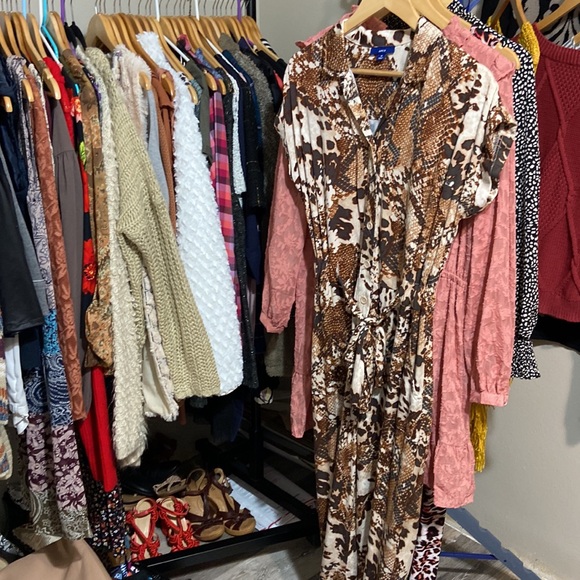 16. APT 9 Python Print Utility Jumpsuit- ptp: 20” l: 56” - Picture 4 of 4